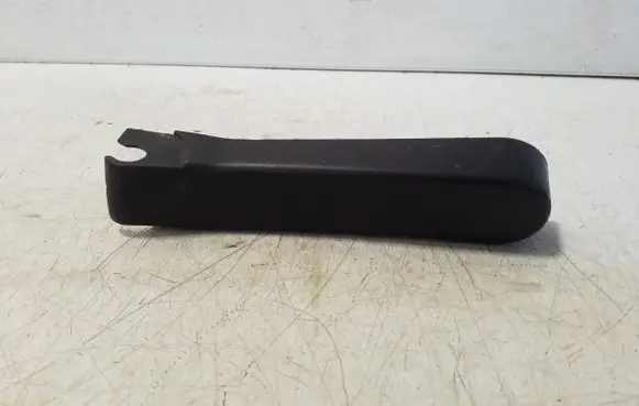 Opel Ampera Wiper trim 90582070