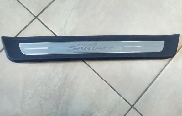 Hyundai Santa Fe Rear sill trim cover 85879B8300 NE70265