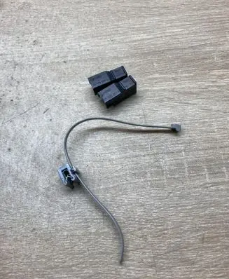 Volkswagen Golf I Plug wire 171971934A