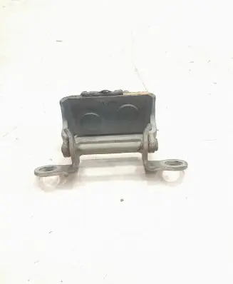 Volvo V50 Tailgate/trunk/boot hinge 8678352 22389
