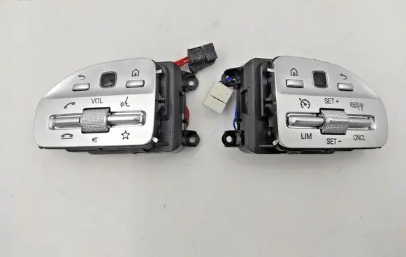 Mercedes-Benz B W247 Steering wheel buttons/switches A09990513042A17