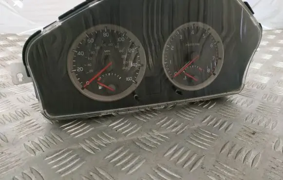 Speedometer (instrument cluster)