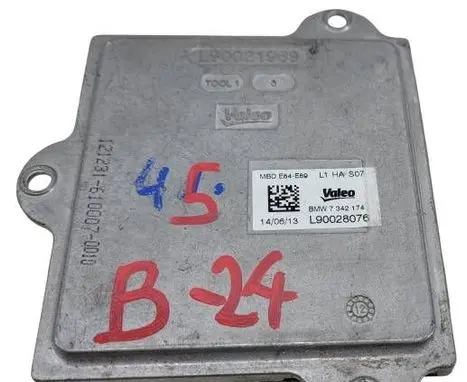 BMW X1 E84 Headlight ballast module Xenon 7342174