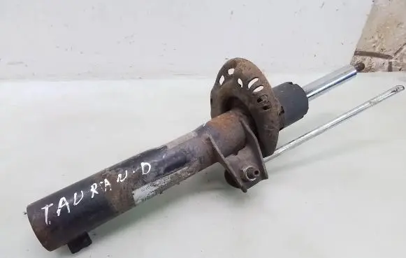 Volkswagen Touran I Front shock absorber/damper