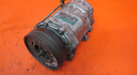 Audi TT Mk1 Air conditioning (A/C) compressor (pump) 1J0820803A