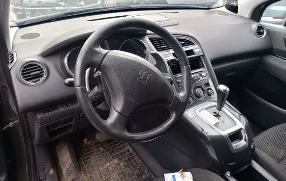 Peugeot 5008 Dashboard 