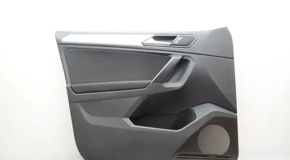 Volkswagen Tiguan Front door card panel trim 5NC867011