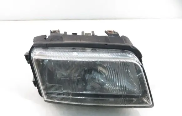 Audi A4 S4 B5 8D Headlight/headlamp 8D0941004E