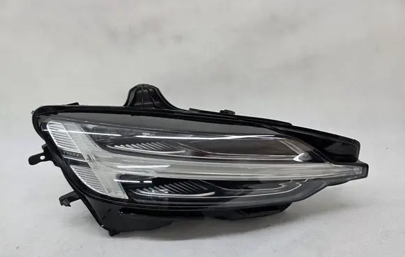 Volvo S60 Headlight/headlamp 32404682
