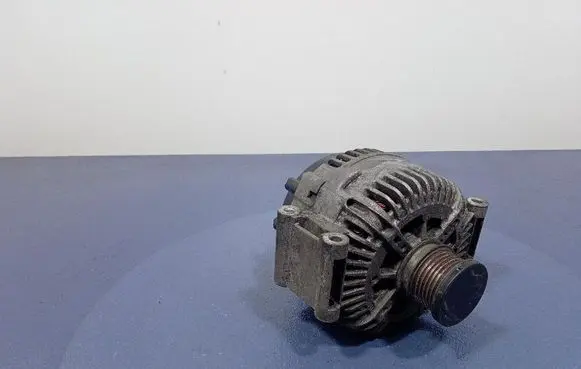 Mercedes-Benz Vito Viano W639 Generator/alternator A6461541102