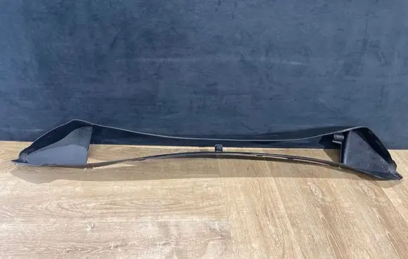 Jaguar E-Pace Intercooler air guide/duct channel J9C38A095AE
