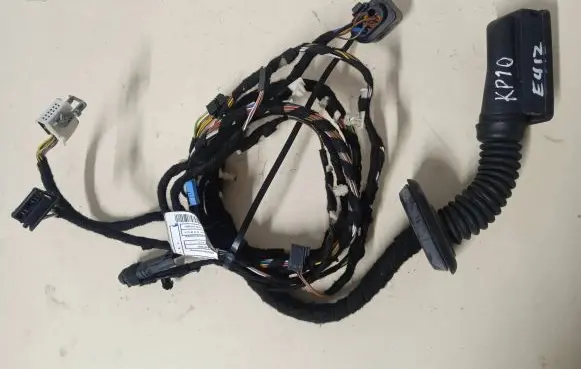 BMW 2 F22 F23 Front door wiring loom 9340968 9340975