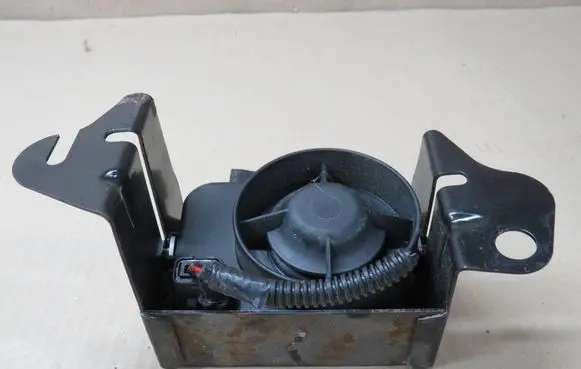 Ford Kuga I Alarm system siren 2M5V19G229CA 11000147 000578
