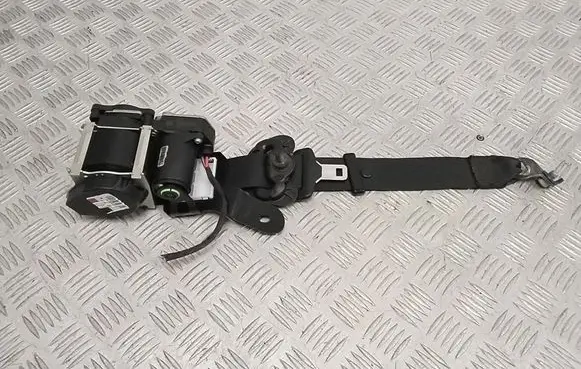 BMW 3 F30 F35 F31 Front seatbelt 7383321