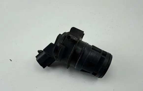 Mazda CX-7 Windscreen/windshield washer pump 8603109120
