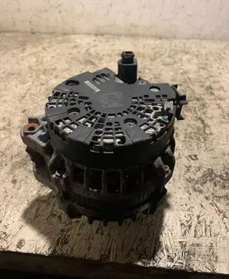 Volvo XC40 Generator/alternator 0125812009