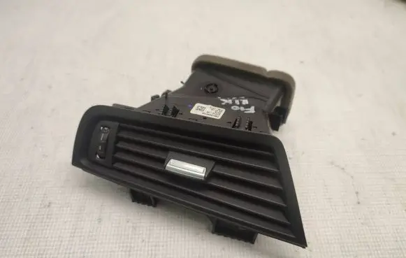 BMW 5 F10 F11 Dashboard side air vent grill/cover trim 9166893 9166887