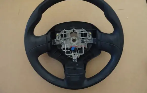 Citroen C3 Steering wheel 12447261299