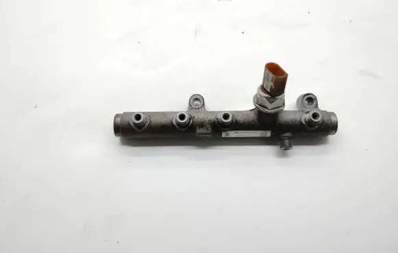 Audi Q7 4L Fuel main line pipe 059130089AH 26704708 7700000047