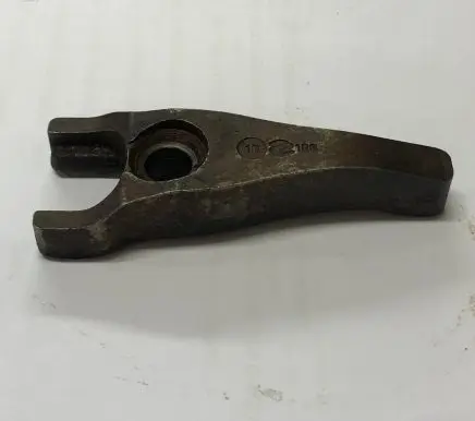Ford Kuga I Fuel Injector clamp holder