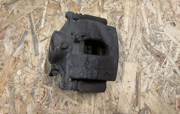 Mercedes-Benz E W212 Front brake caliper 02A0153757854 ECC24306