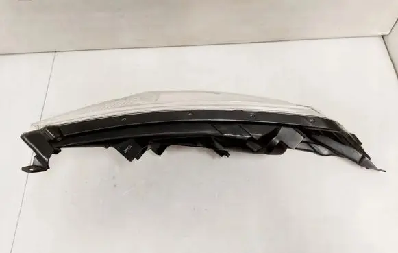 Honda Insight Fender mounting bracket 74105-TM8-A0-50