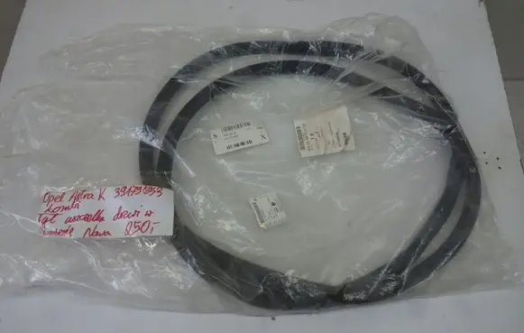 Opel Astra K Rubber seal loading door 39179853