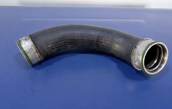 Volkswagen Phaeton Air intake hose/pipe 