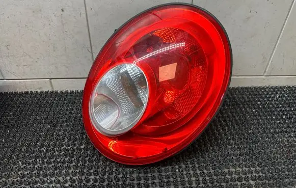 Volkswagen New Beetle Rear/tail lights