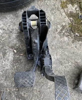 Volkswagen PASSAT B8 Pedal assembly 5Q1723503H