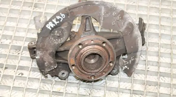 Citroen C4 II Picasso Front wheel hub
