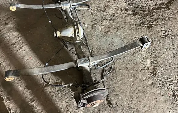 Iveco Daily 6th gen Rear axle beam with reductor 7186886