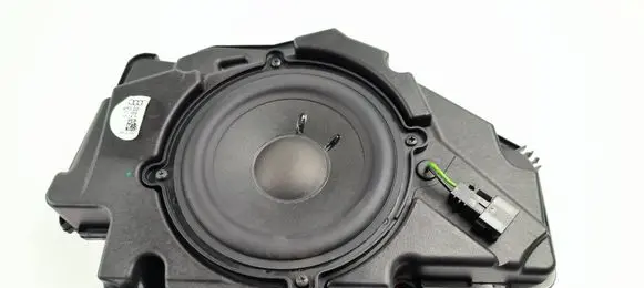 Audi A8 S8 D4 4H Front door speaker 4H035300