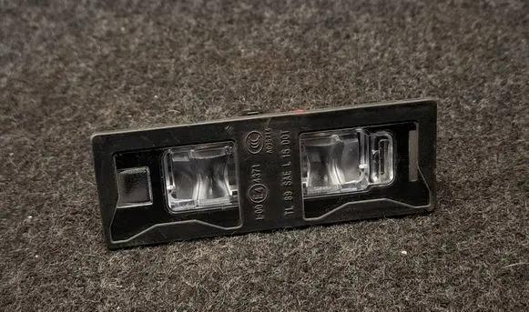 Audi Q5 SQ5 Number plate light 8W6943021A