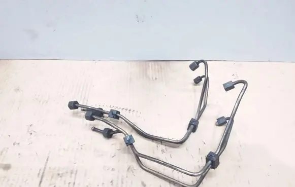 Ford Focus Fuel injector supply line/pipe 