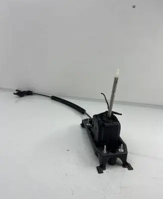 Volkswagen Taigo Gear shifter/selector 2Q1713023AF
