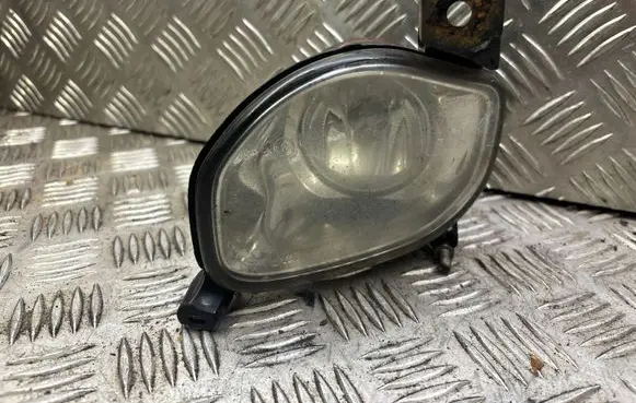 Toyota Avensis T250 Front fog light 8122005060