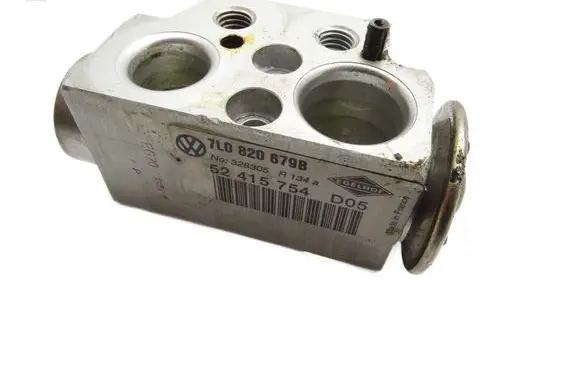 Audi Q7 4L Air conditioning (A/C) expansion valve 7L0820679B