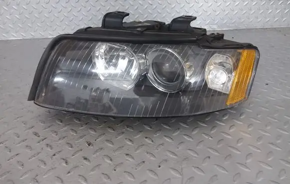 Audi A4 S4 B6 8E 8H Headlight/headlamp 8E0941003R