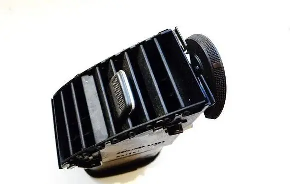 Toyota Prius (XW20) Dash center air vent grill A5506347010 4556437020