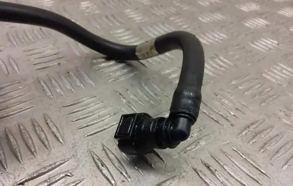Alfa Romeo Stelvio Breather hose/pipe 