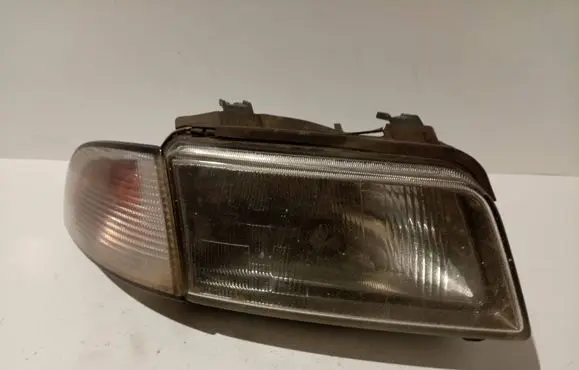Audi A4 S4 B5 8D Headlight/headlamp 8D0941004E 0301094202 1852912100