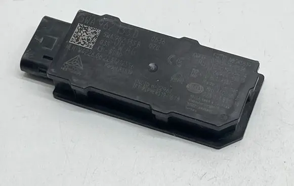 Volkswagen ID.5 Keyless system antenna 5WA962133D 5WA962133B