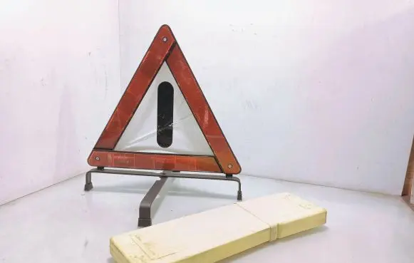 Emergency warning sign