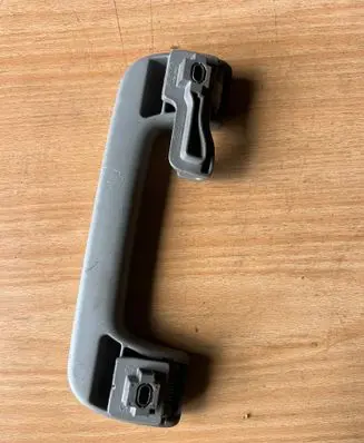 Audi A4 S4 B6 8E 8H Rear interior roof grab handle 8E0857608