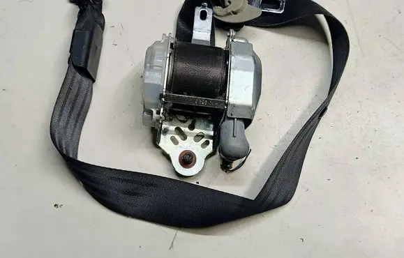 KIA Ceed Front seatbelt 88820A2000U2 88820A2000 88810A2000