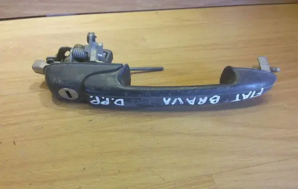 Fiat Bravo - Brava Front door exterior handle