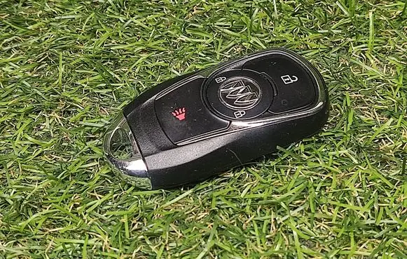 Buick Encore I Ignition key/card 13508417A