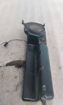Audi A8 S8 D2 4D Front door speaker 275255594805