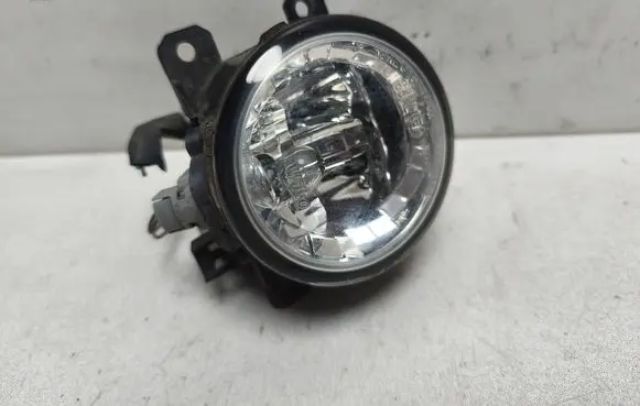Mitsubishi Outlander Front fog light 8321A365 89207241